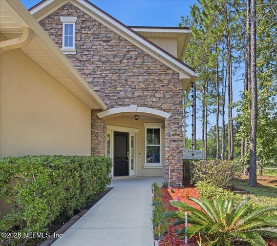 28 FOREST EDGE Drive, St. Johns, FL 32259