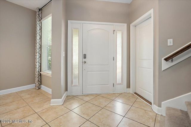 28 FOREST EDGE Drive, St. Johns, FL 32259