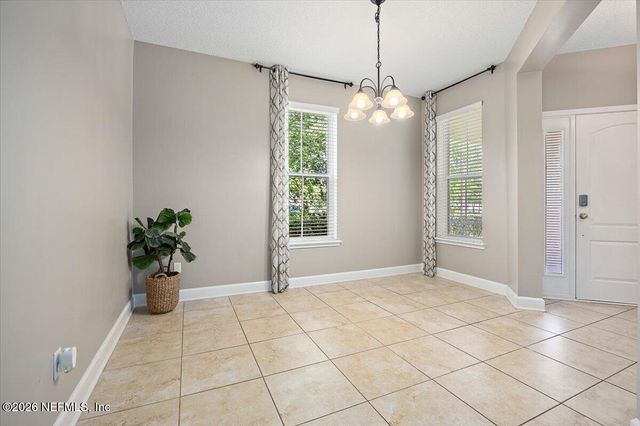28 FOREST EDGE Drive, St. Johns, FL 32259
