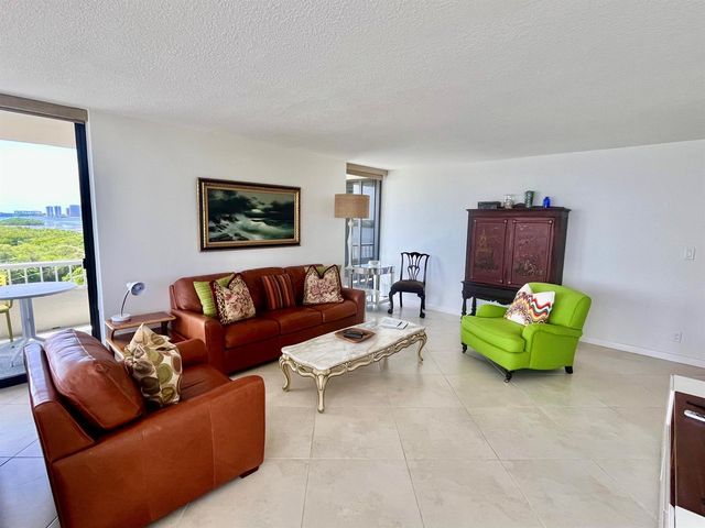 5550 N OCEAN Drive 6D, Singer Island, FL 33404