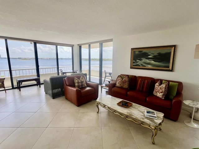 5550 N OCEAN Drive 6D, Singer Island, FL 33404