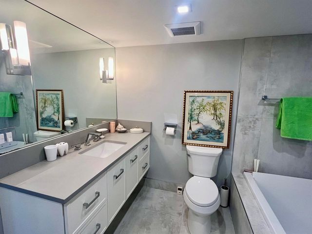 5550 N OCEAN Drive 6D, Singer Island, FL 33404