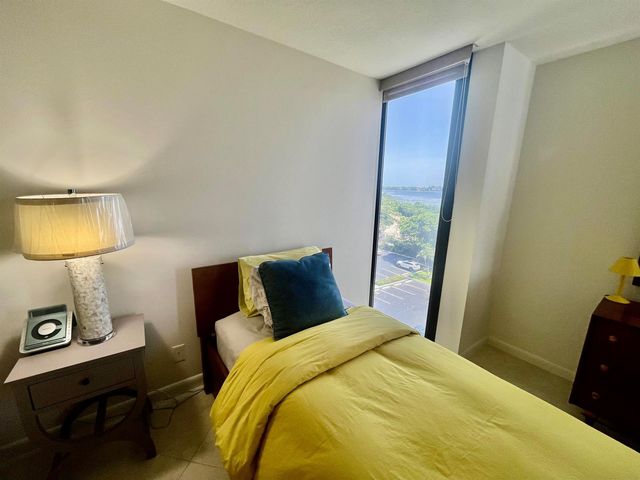 5550 N OCEAN Drive 6D, Singer Island, FL 33404