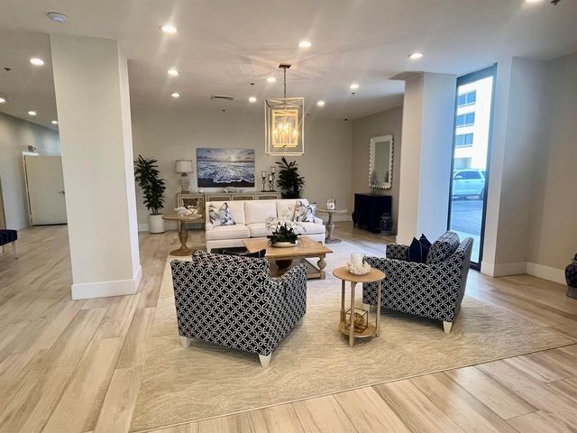 5550 N OCEAN Drive 6D, Singer Island, FL 33404