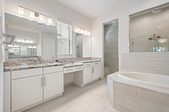 9338 Crestview Circle, Palm Beach Gardens, FL 33412