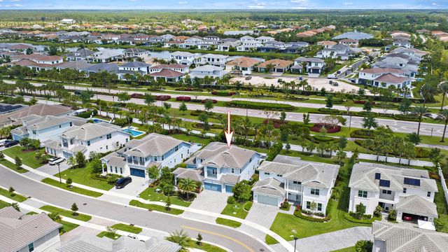 9338 Crestview Circle, Palm Beach Gardens, FL 33412