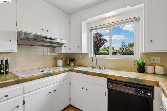 1691 Clayton Way, Concord, CA 94519