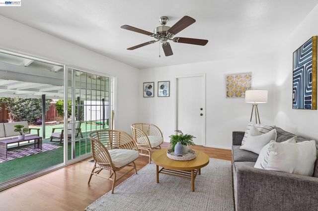 1691 Clayton Way, Concord, CA 94519