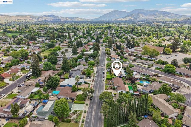 1691 Clayton Way, Concord, CA 94519