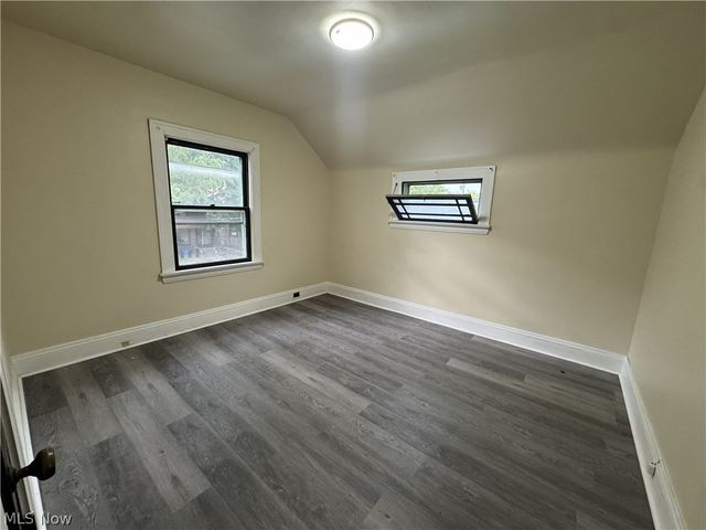 905 E 143rd Street, Cleveland, OH 44110
