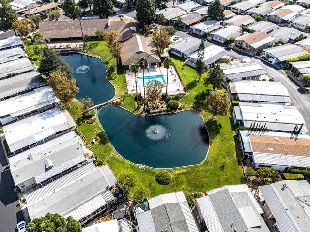 24001 Muirlands Boulevard 31, Lake Forest (el Toro), CA 92630