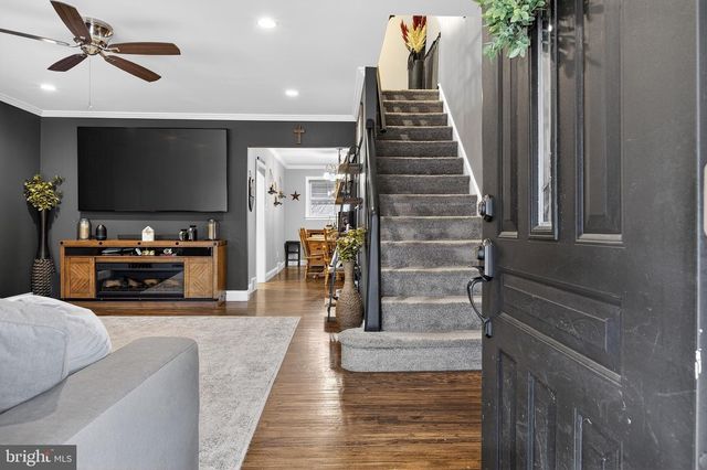 210 BEECHWOOD RD, Brookhaven, PA 19015