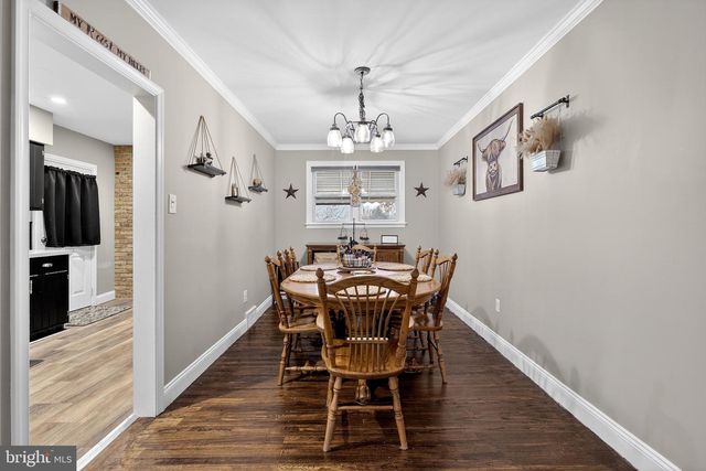 210 BEECHWOOD RD, Brookhaven, PA 19015