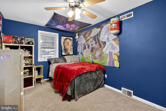 210 BEECHWOOD RD, Brookhaven, PA 19015