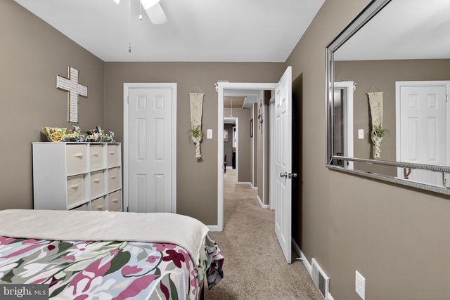 210 BEECHWOOD RD, Brookhaven, PA 19015