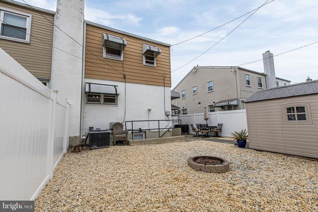 210 BEECHWOOD RD, Brookhaven, PA 19015