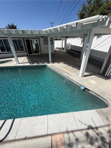 407 N Clinton, Orange, CA 92867