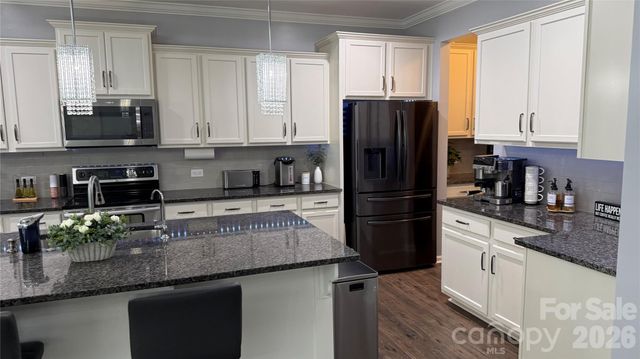 332 Wyndham Forest Circle, Midland, NC 28107