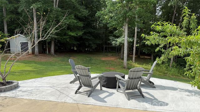 332 Wyndham Forest Circle, Midland, NC 28107