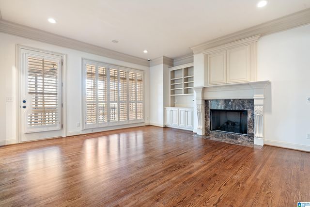 2230 OVERLOOK CREST, Vestavia Hills, AL 35226