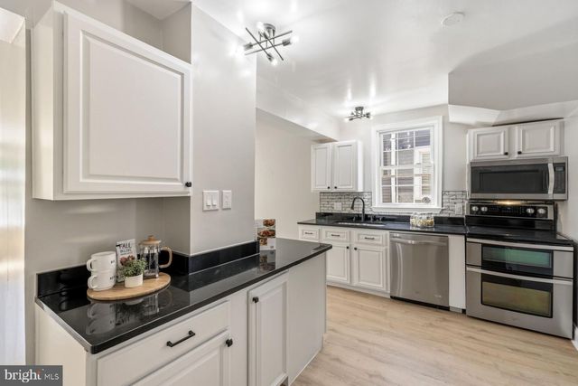 4037 22ND ST NE, Washington, DC 20018