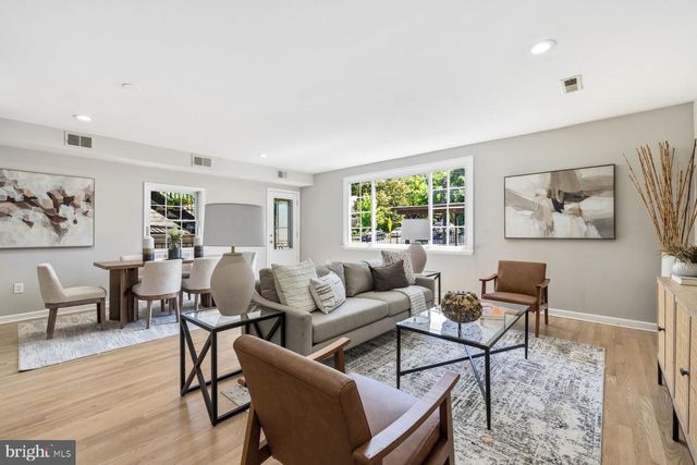 4037 22ND ST NE, Washington, DC 20018