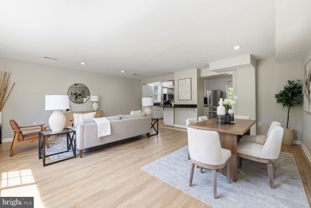 4037 22ND ST NE, Washington, DC 20018