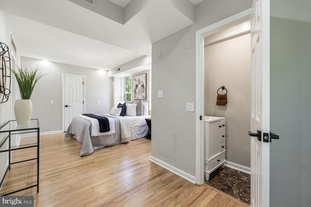 4037 22ND ST NE, Washington, DC 20018