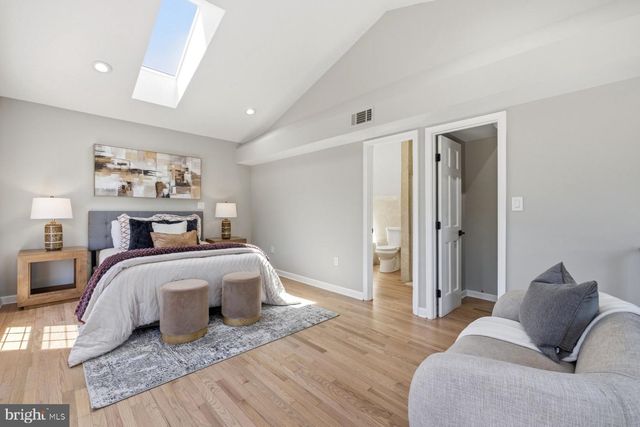 4037 22ND ST NE, Washington, DC 20018