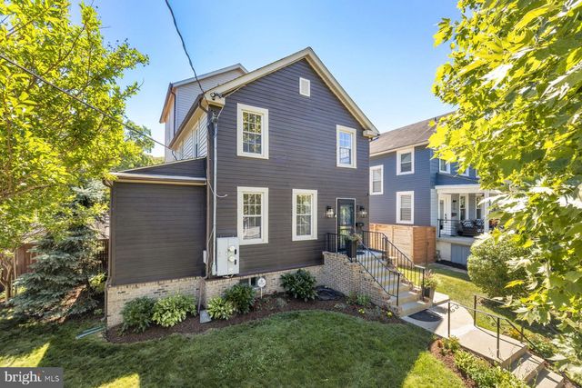 4037 22ND ST NE, Washington, DC 20018