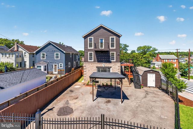4037 22ND ST NE, Washington, DC 20018
