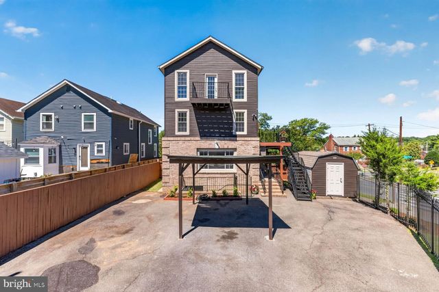 4037 22ND ST NE, Washington, DC 20018