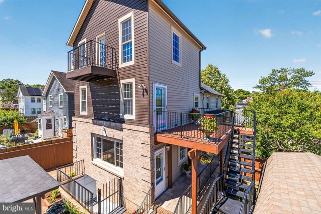 4037 22ND ST NE, Washington, DC 20018