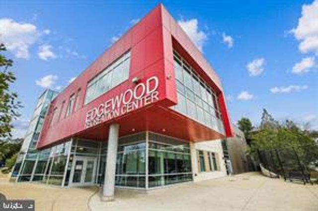 4037 22ND ST NE, Washington, DC 20018