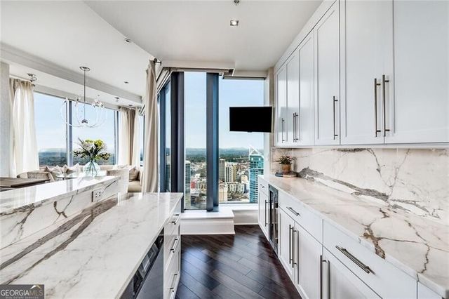 3344 Peachtree Road NE 3301, Atlanta, GA 30326