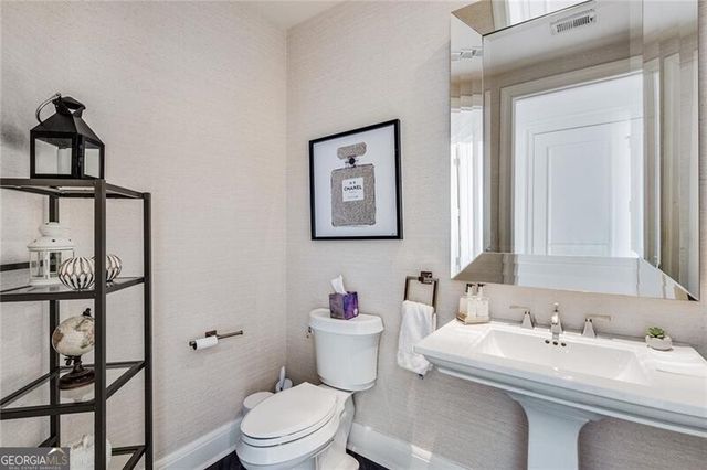 3344 Peachtree Road NE 3301, Atlanta, GA 30326