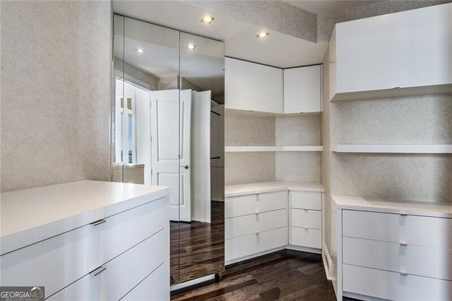 3344 Peachtree Road NE 3301, Atlanta, GA 30326