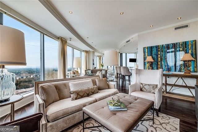 3344 Peachtree Road NE 3301, Atlanta, GA 30326