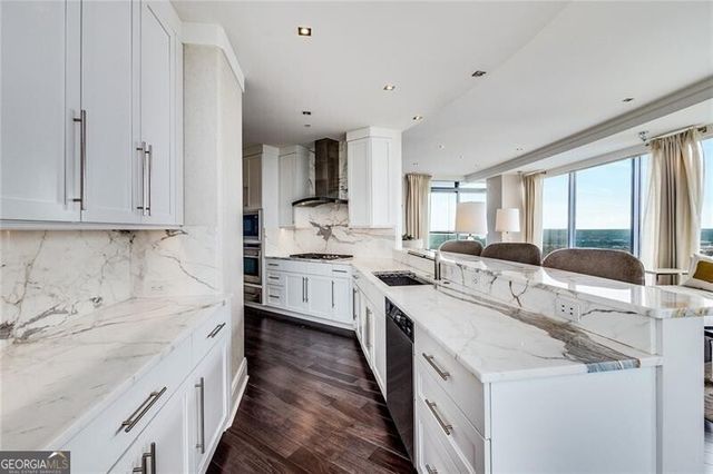 3344 Peachtree Road NE 3301, Atlanta, GA 30326