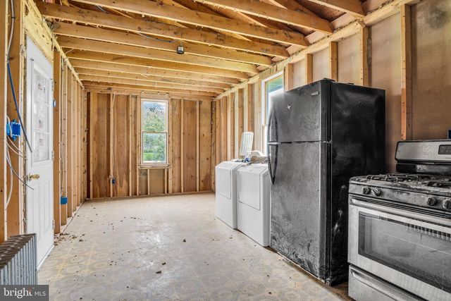 17 PENN ST, Biglerville, PA 17307