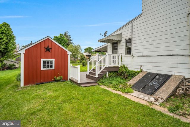 17 PENN ST, Biglerville, PA 17307