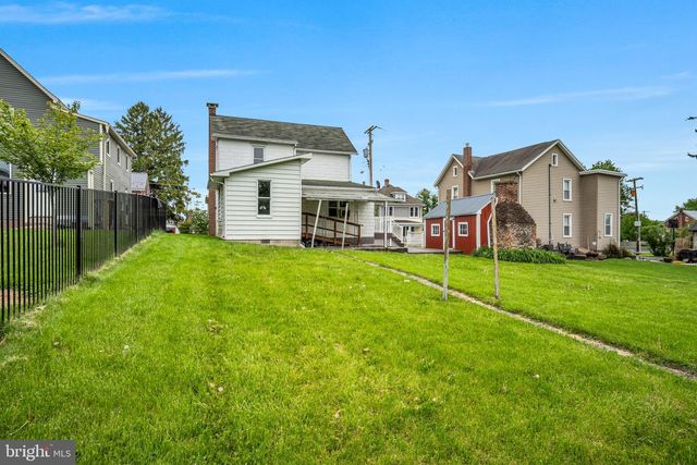 17 PENN ST, Biglerville, PA 17307