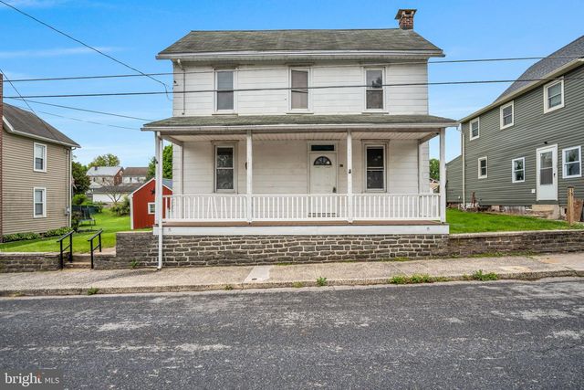 17 PENN ST, Biglerville, PA 17307