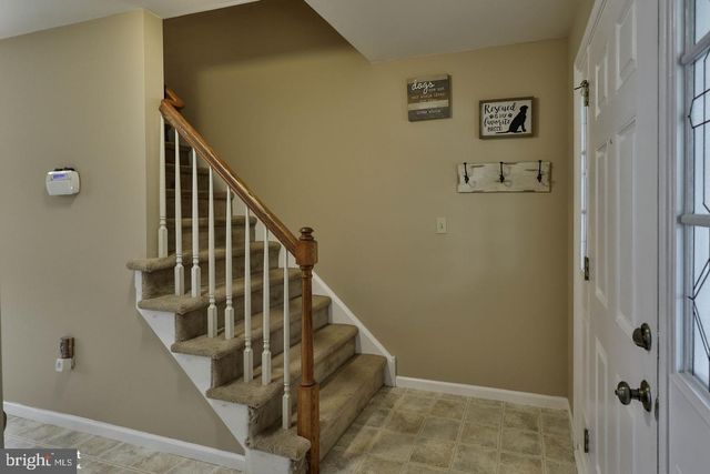 1500 WINDMILL LN, Breinigsville, PA 18031