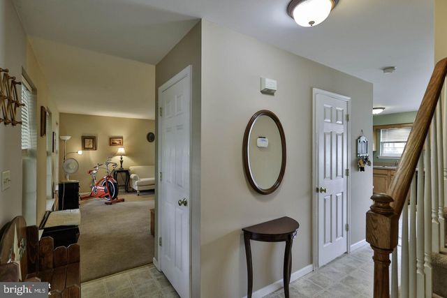 1500 WINDMILL LN, Breinigsville, PA 18031