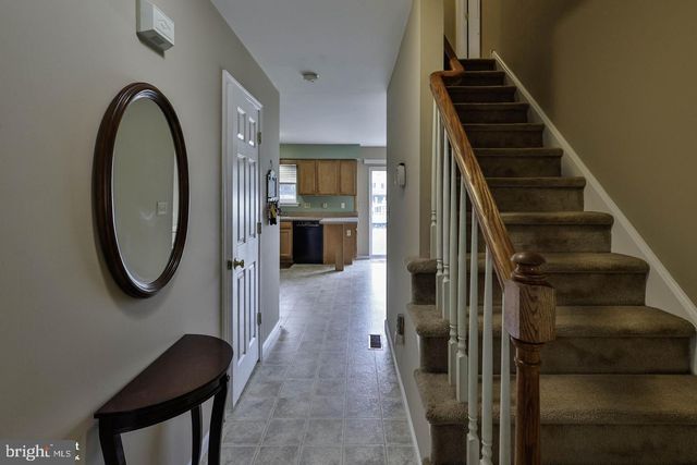 1500 WINDMILL LN, Breinigsville, PA 18031