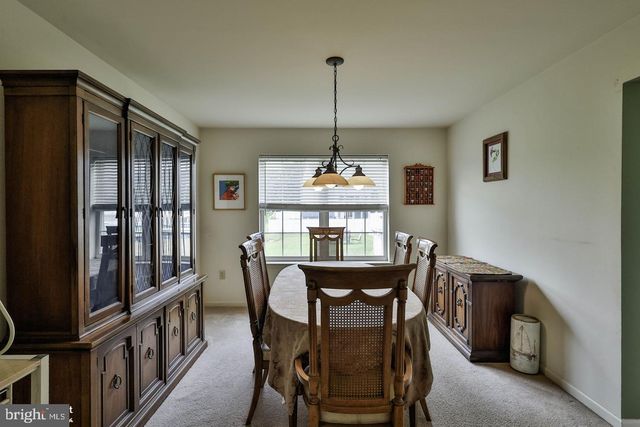 1500 WINDMILL LN, Breinigsville, PA 18031