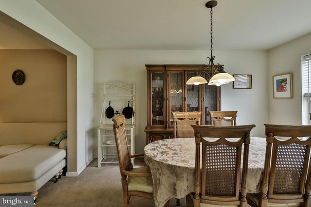 1500 WINDMILL LN, Breinigsville, PA 18031