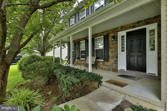 1500 WINDMILL LN, Breinigsville, PA 18031