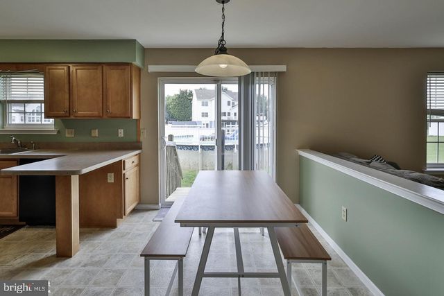 1500 WINDMILL LN, Breinigsville, PA 18031
